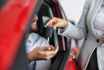 How to Compare Multiple Car Lease Offers the Right Way